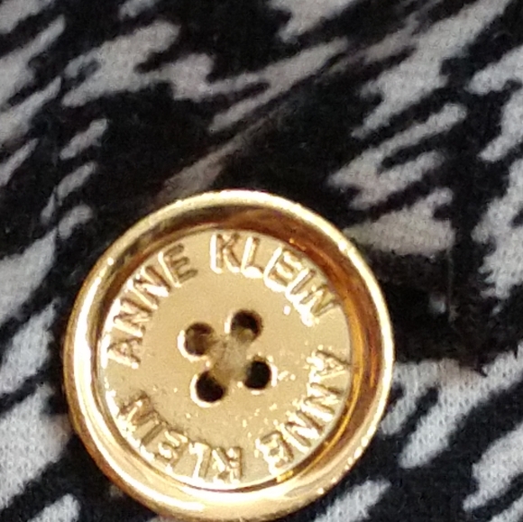 Anne Klein jacket small gently used - Picture 4 of 9